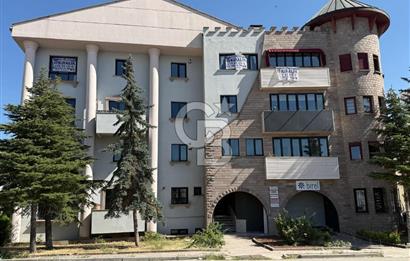 ÇANKAYA YILDIZ TAMKAT 300m2 4+1 ,2DEPOLU 2K.OTOPARK KİRALIK OFİS