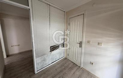 Karşıyaka Çarşı Tabela Değeri Yüksek Asansörlü 1+0 Kiralık Ofis