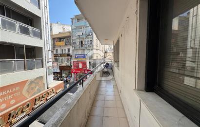 Karşıyaka Çarşı Tabela Değeri Yüksek Asansörlü 1+0 Kiralık Ofis