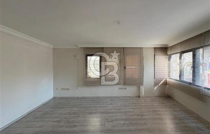 Karşıyaka Çarşı Tabela Değeri Yüksek Asansörlü 1+0 Kiralık Ofis