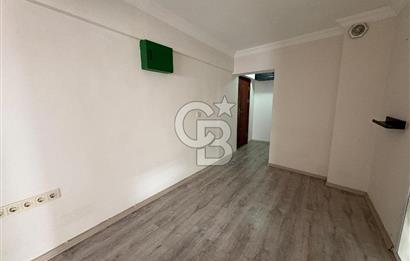 Karşıyaka Çarşı Tabela Değeri Yüksek Asansörlü 1+0 Kiralık Ofis