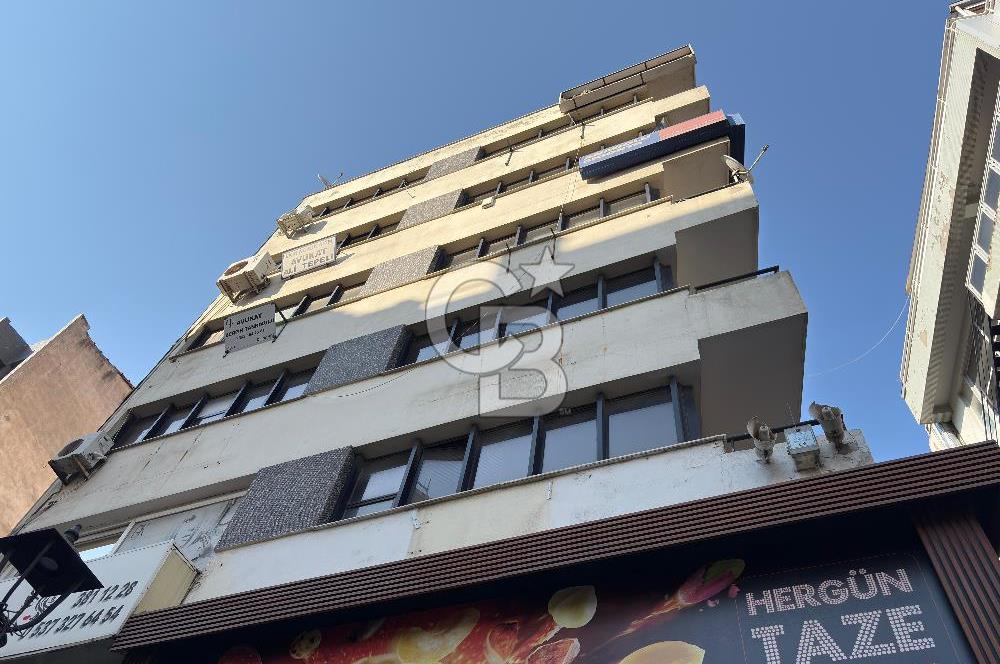 Karşıyaka Çarşı Tabela Değeri Yüksek Asansörlü 1+0 Kiralık Ofis