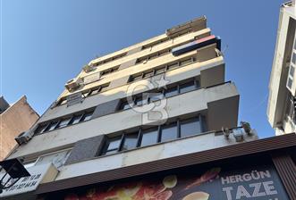 Karşıyaka Çarşı Tabela Değeri Yüksek Asansörlü 1+0 Kiralık Ofis - 1 - 368852