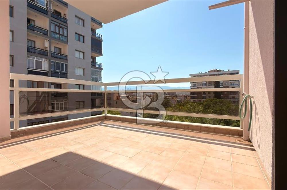 Buca Kızılkanat Sitesi 3+1 Otoparklı Kiralık Geniş Daire