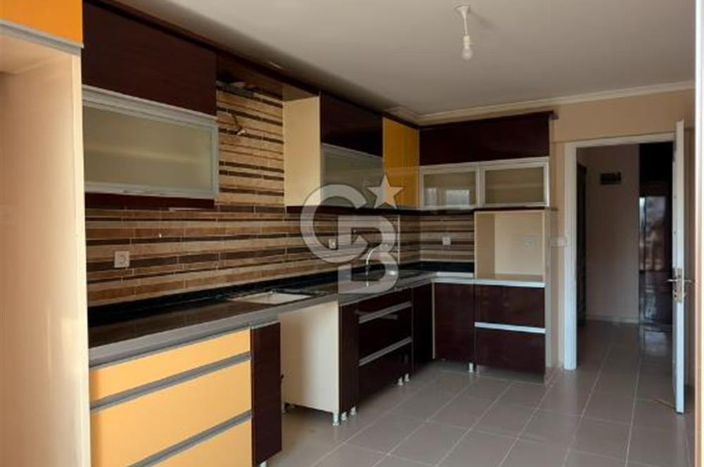 Buca Kızılkanat Sitesi 3+1 Otoparklı Kiralık Geniş Daire