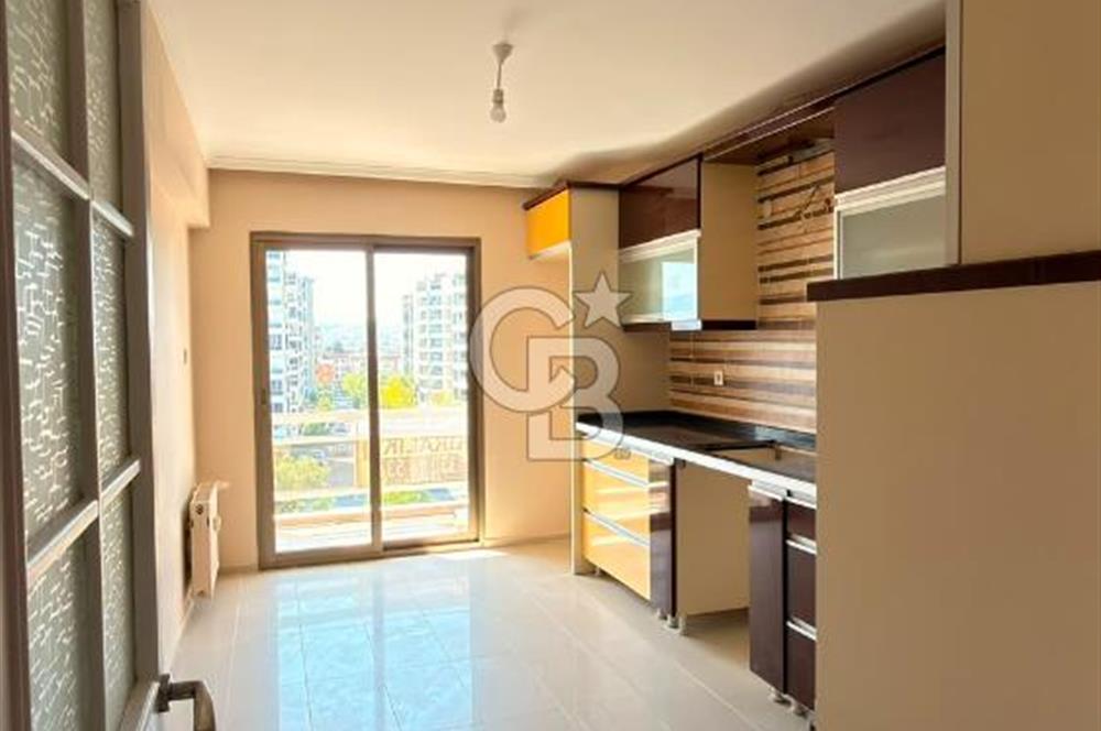 Buca Kızılkanat Sitesi 3+1 Otoparklı Kiralık Geniş Daire