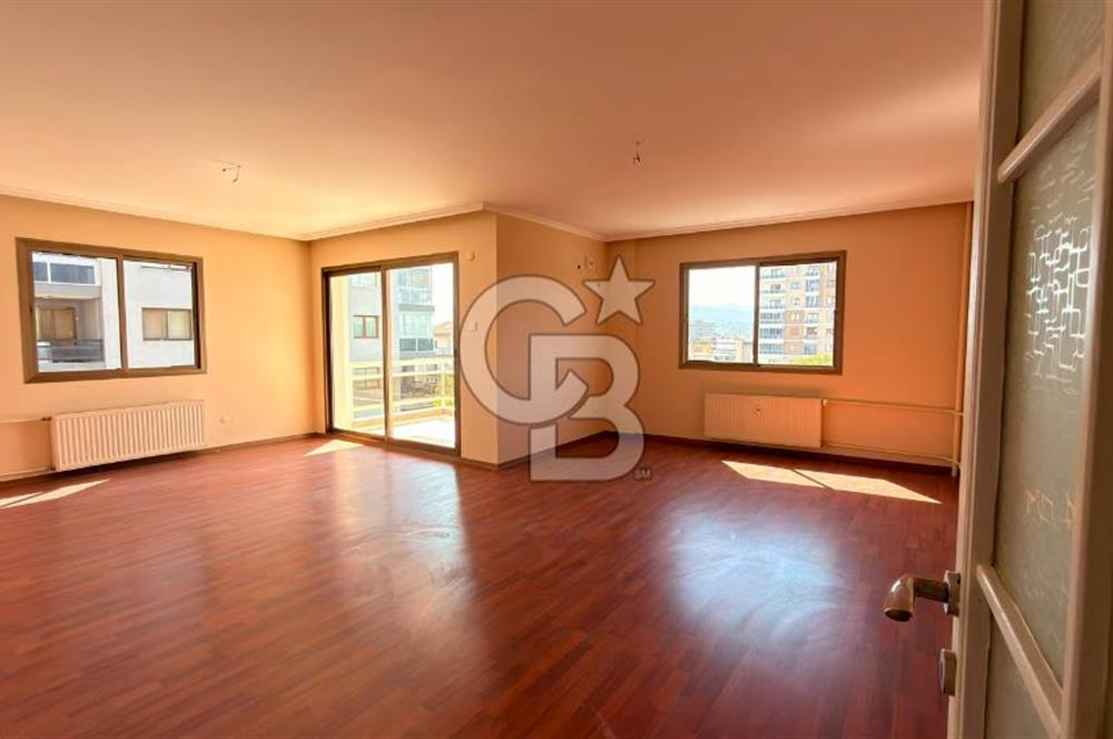 Buca Kızılkanat Sitesi 3+1 Otoparklı Kiralık Geniş Daire