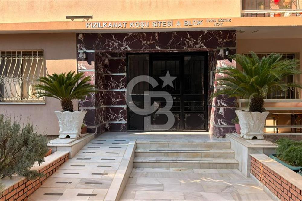 Buca Kızılkanat Sitesi 3+1 Otoparklı Kiralık Geniş Daire