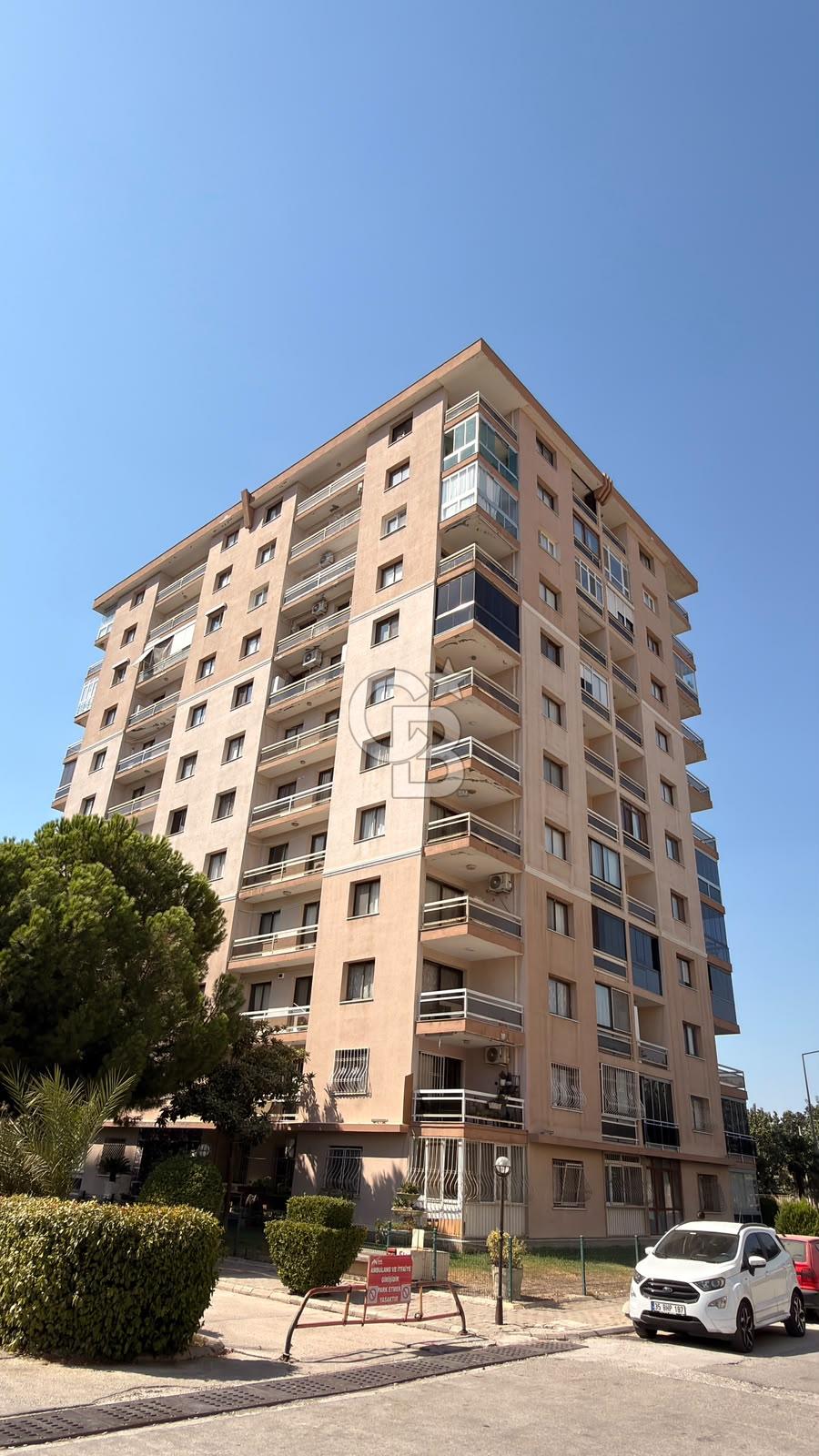 Buca Kızılkanat Sitesi 3+1 Otoparklı Kiralık Geniş Daire