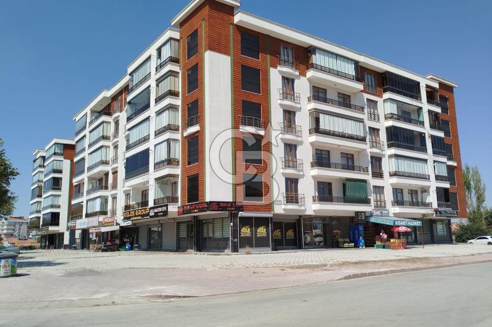 COLDWELL BANKER’DAN FETİH CADDESİNE CEPHE SATILIK DÜKKAN 