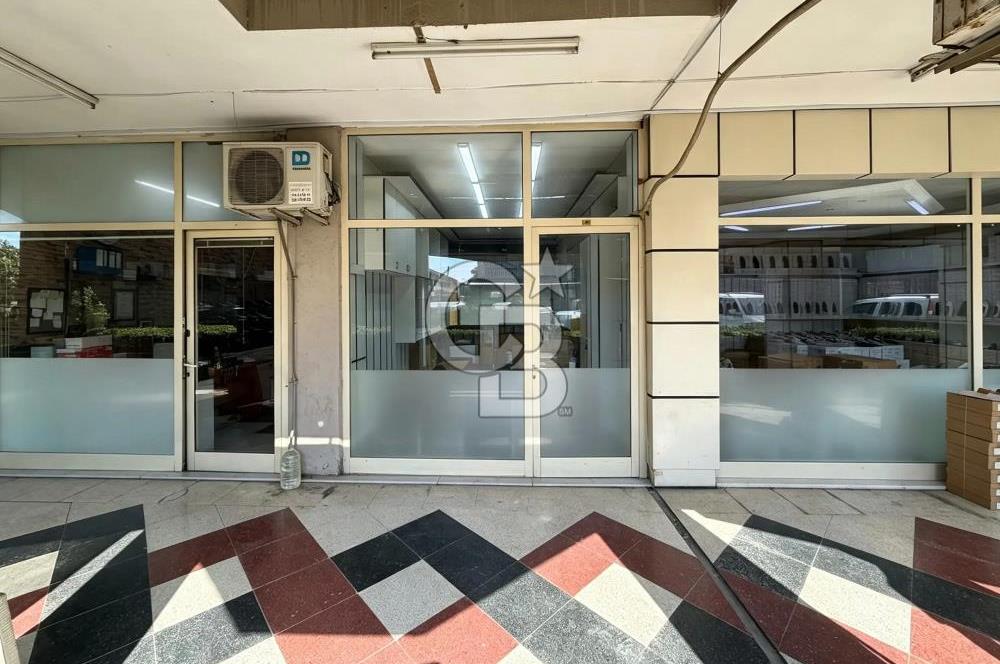 AYAKKABICILAR SİTESİNDE İYİ KONUMDA KİRALIK DÜKKAN