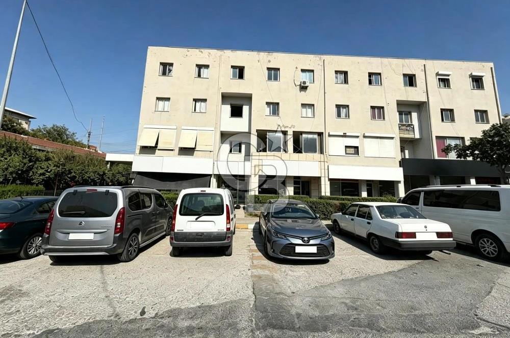 AYAKKABICILAR SİTESİNDE İYİ KONUMDA KİRALIK DÜKKAN