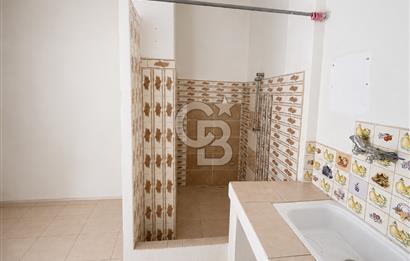 BORNOVA ERZENE'DE BATAR KATLI SATILIK DÜKKÂN 