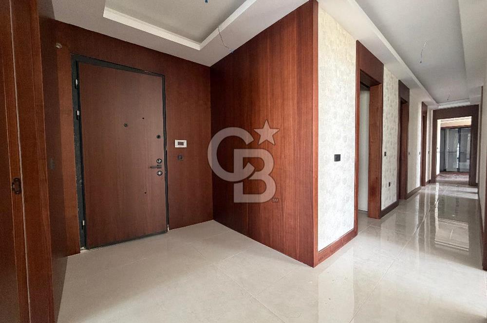 ALACAATLI'DA BUTİK BİR SİTEDE NET 186M2 4+1 SIFIR KİRALIK DAİRE