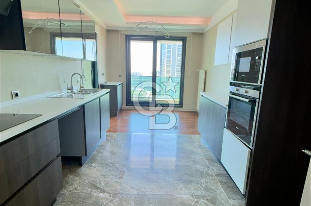 BEYTEPE'DE RENAPARK SİTESİ'NDE 5+1 NET 223 m2 SATILIK DAİRE