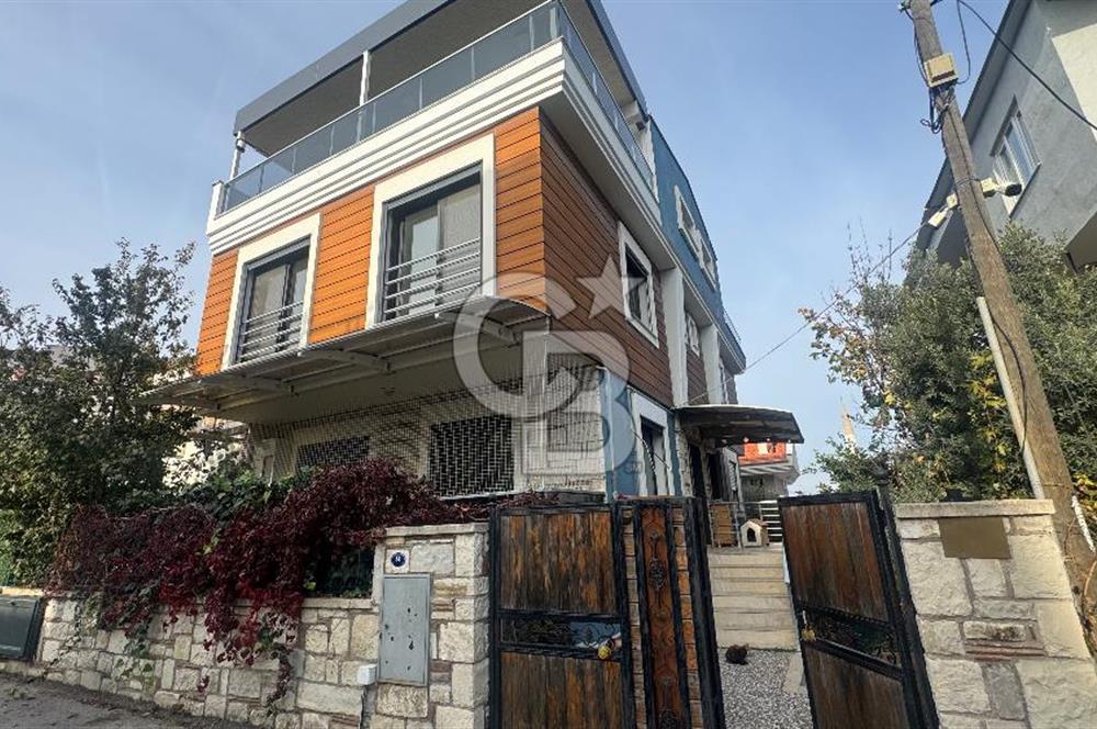 Urla Zeytinalanı’nda Deniz Manzaralı Kiralık 3+1