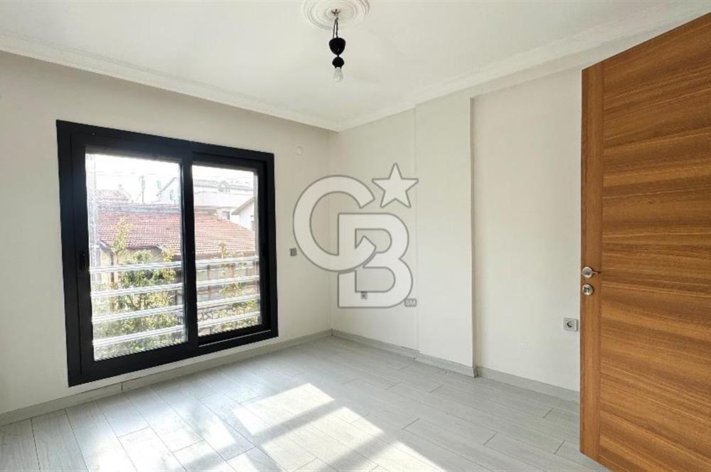 Urla Zeytinalanı’nda Deniz Manzaralı Kiralık 3+1