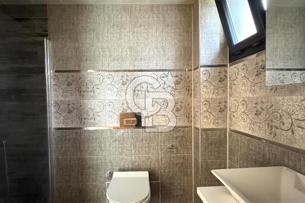 Urla Zeytinalanı’nda Deniz Manzaralı Kiralık 3+1