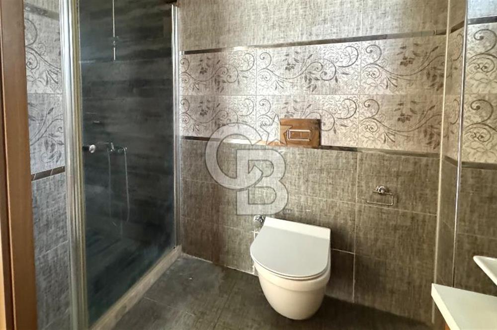 Urla Zeytinalanı’nda Deniz Manzaralı Kiralık 3+1