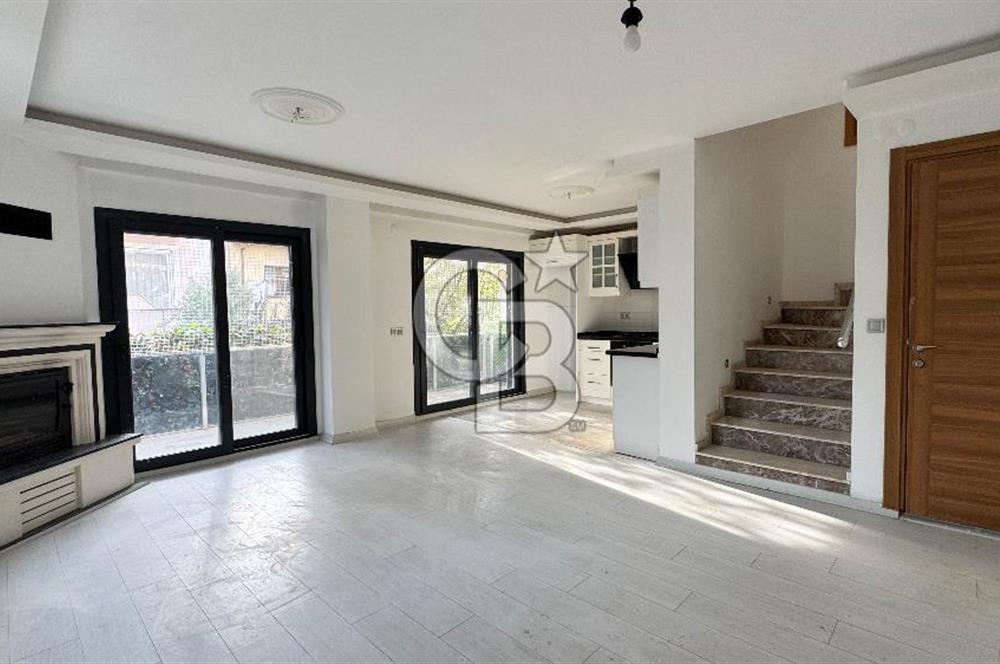 Urla Zeytinalanı’nda Deniz Manzaralı Kiralık 3+1