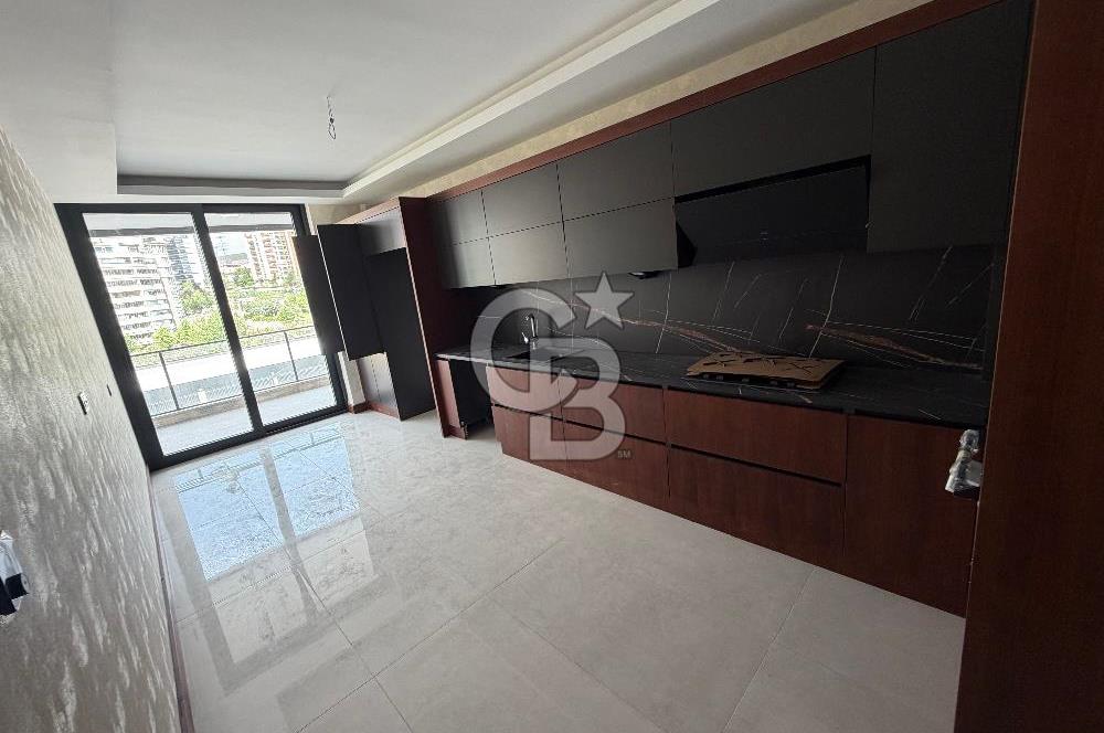 ALACAATLI'DA BUTİK BİR SİTEDE NET 186M2 4+1 SIFIR KİRALIK DAİRE