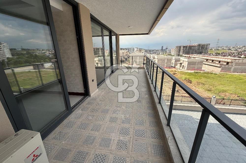 ALACAATLI'DA BUTİK BİR SİTEDE NET 186M2 4+1 SIFIR KİRALIK DAİRE