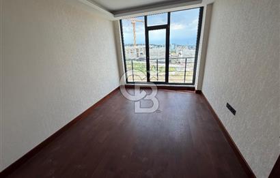 ALACAATLI'DA BUTİK BİR SİTEDE NET 186M2 4+1 SIFIR KİRALIK DAİRE