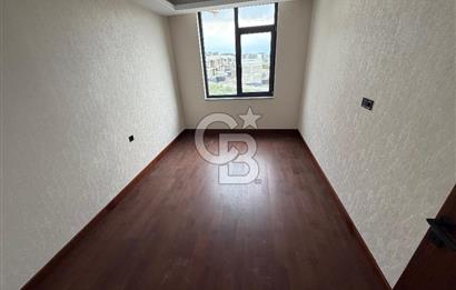 ALACAATLI'DA BUTİK BİR SİTEDE NET 186M2 4+1 SIFIR KİRALIK DAİRE