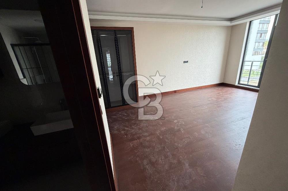 ALACAATLI'DA BUTİK BİR SİTEDE NET 186M2 4+1 SIFIR KİRALIK DAİRE