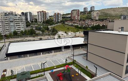 ALACAATLI'DA BUTİK BİR SİTEDE NET 186M2 4+1 SIFIR KİRALIK DAİRE