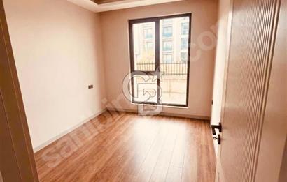 ÇANKAYA HİLAL MAHALLESİ ÖZEL BAHÇE KULLANIMLI KİRALIK 1+1 DAİRE