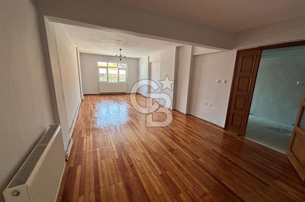 Selahiye'de Merkezi Konumda Kiralık 2+1