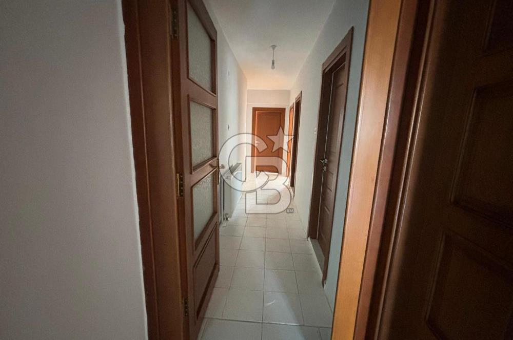 Selahiye'de Merkezi Konumda Kiralık 2+1