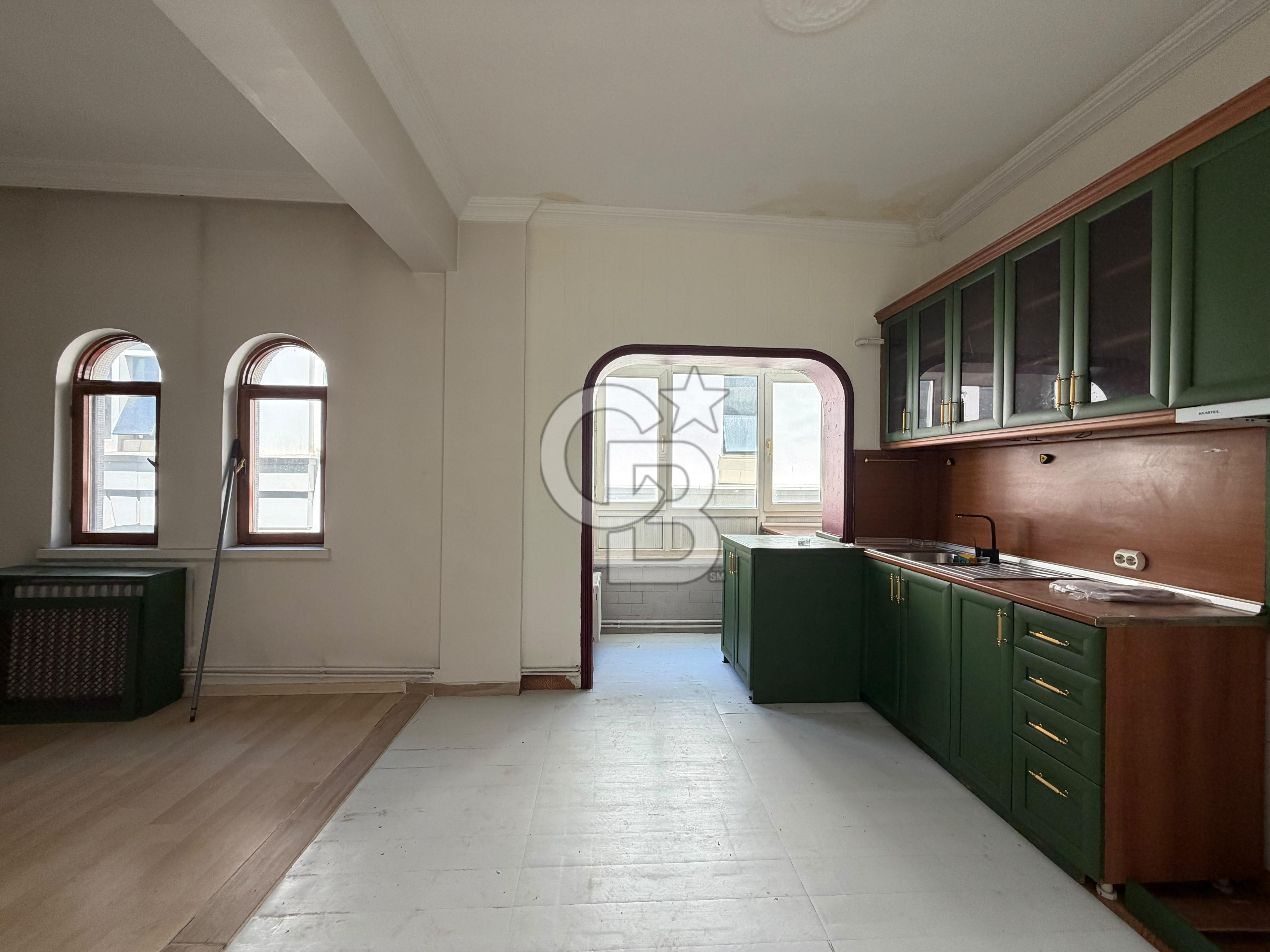 ÇANKAYA NENEHATUN CADDESİ ÜZERİNDE 140 M2 KİRALIK DAİRE