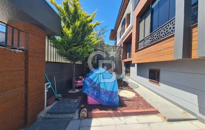 BAĞLICADA 5+1 LÜX YAPILI 300 M2 SATILIK VİLLA