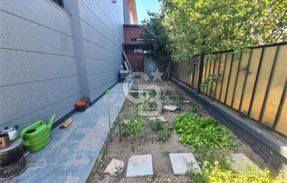 BAĞLICADA 5+1 LÜX YAPILI 300 M2 SATILIK VİLLA
