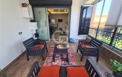 BAĞLICADA 5+1 LÜX YAPILI 300 M2 SATILIK VİLLA