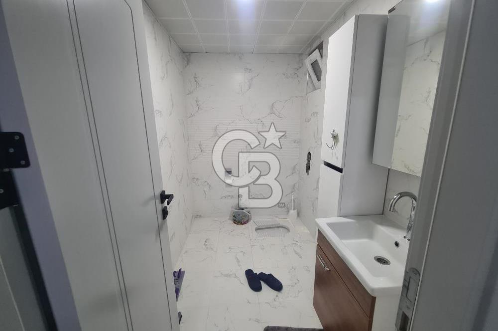 BAĞLICADA 5+1 LÜX YAPILI 300 M2 SATILIK VİLLA