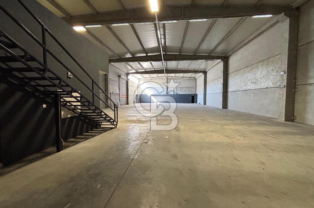 BORNOVA IŞIKKENT TE KİRALIK 550 M2 DEPO