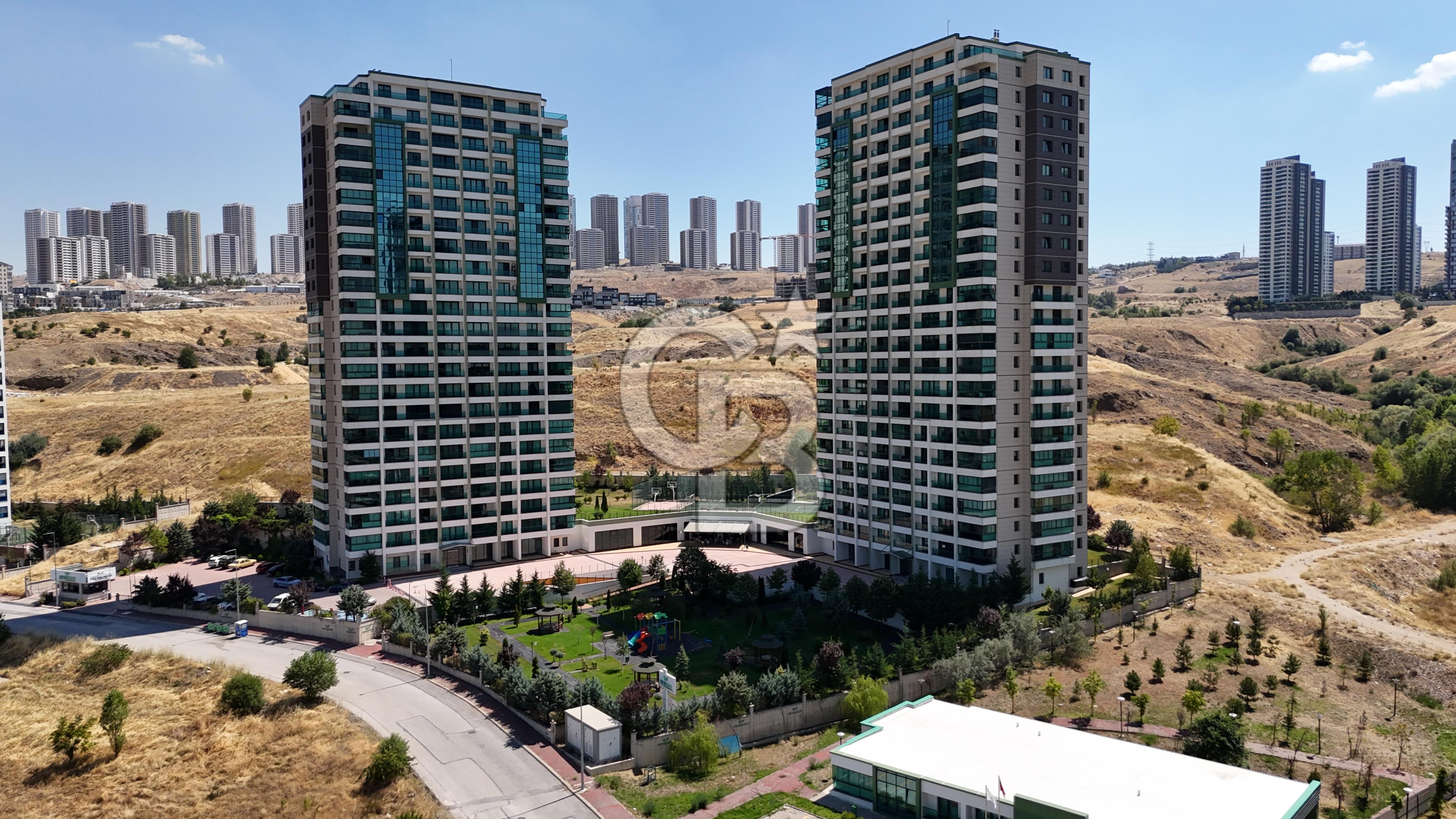 BEYTEPE'DE RENAPARK SİTESİ'NDE 5+1 NET 223 m2 SATILIK DAİRE