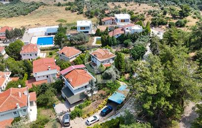 YAŞAMKENT SİTESİ'NDE | ORMANA KOMŞU | ÖZEL KONUMLU VİLLA 