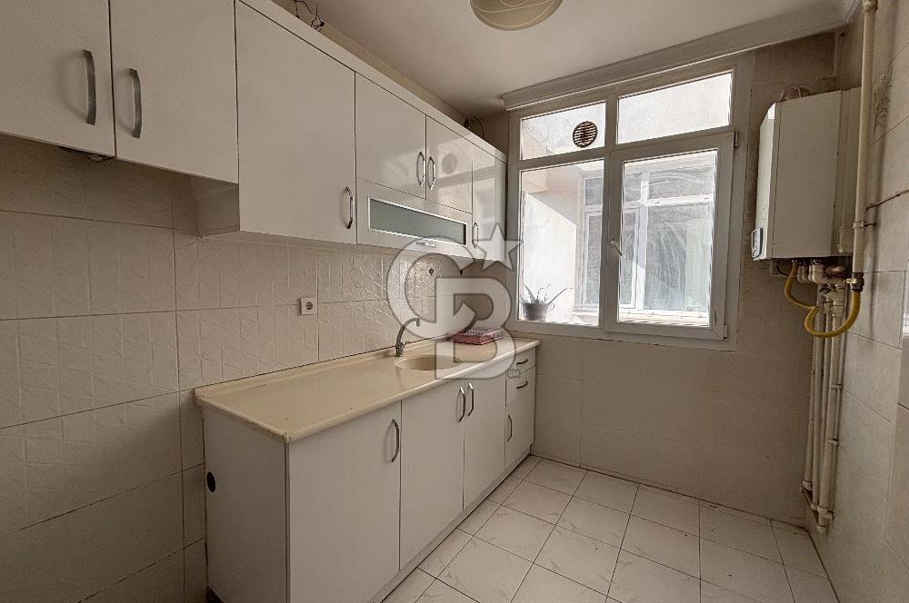 KARŞIYAKA İZBAN KARŞISI KİRALIK 3+1 DAİRE