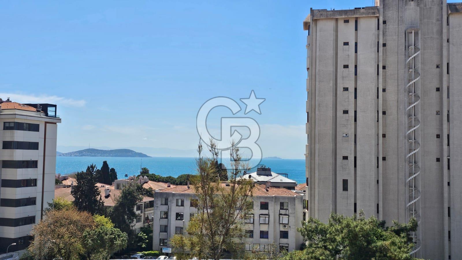 KADIKÖY CADDEBOSTAN DA 190 m² 4+1 GENİŞ SALONLU KİRALIK DAİRE