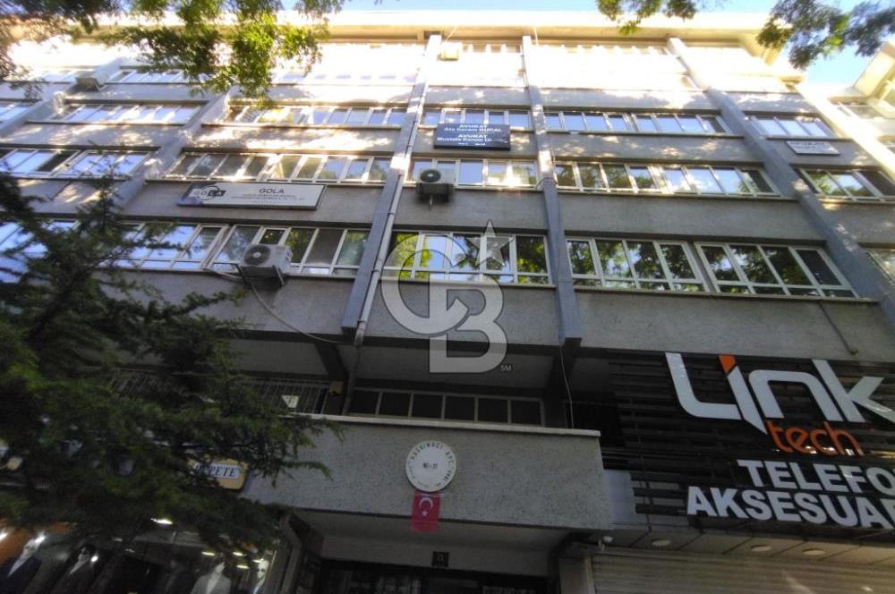 SIHHİYEDE KİRACILI OTOPARKLI ASANSÖRLÜ SATILIK OFİS YATIRIMLIK