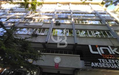 SIHHİYEDE KİRACILI OTOPARKLI ASANSÖRLÜ SATILIK OFİS YATIRIMLIK