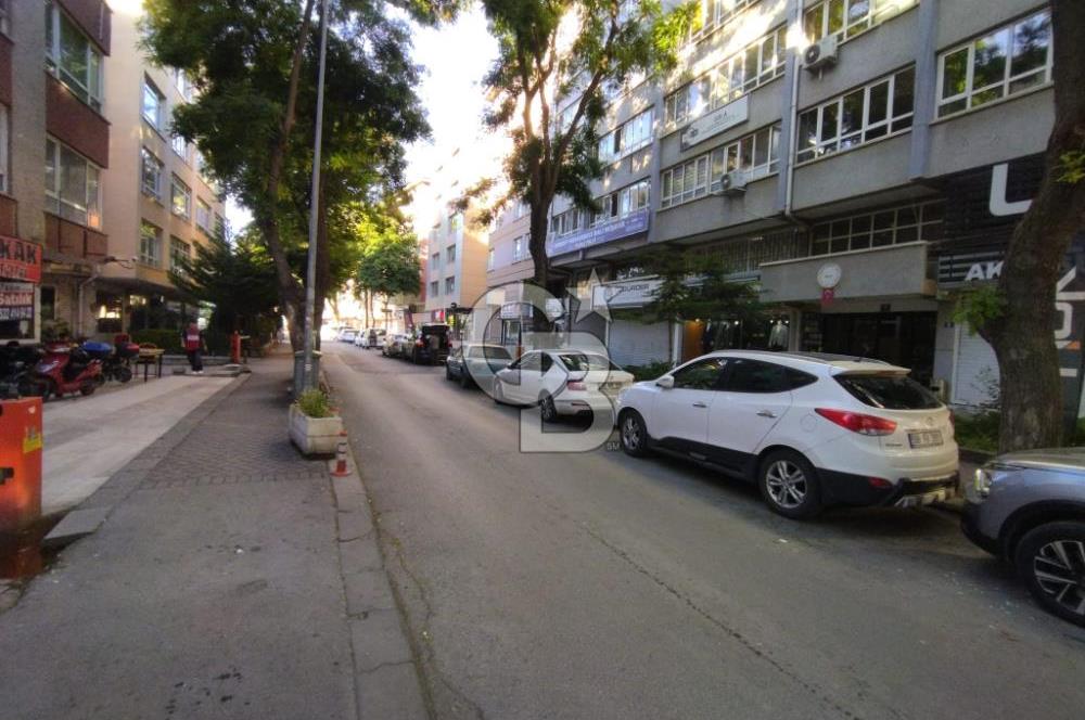 SIHHİYEDE KİRACILI OTOPARKLI ASANSÖRLÜ SATILIK OFİS YATIRIMLIK