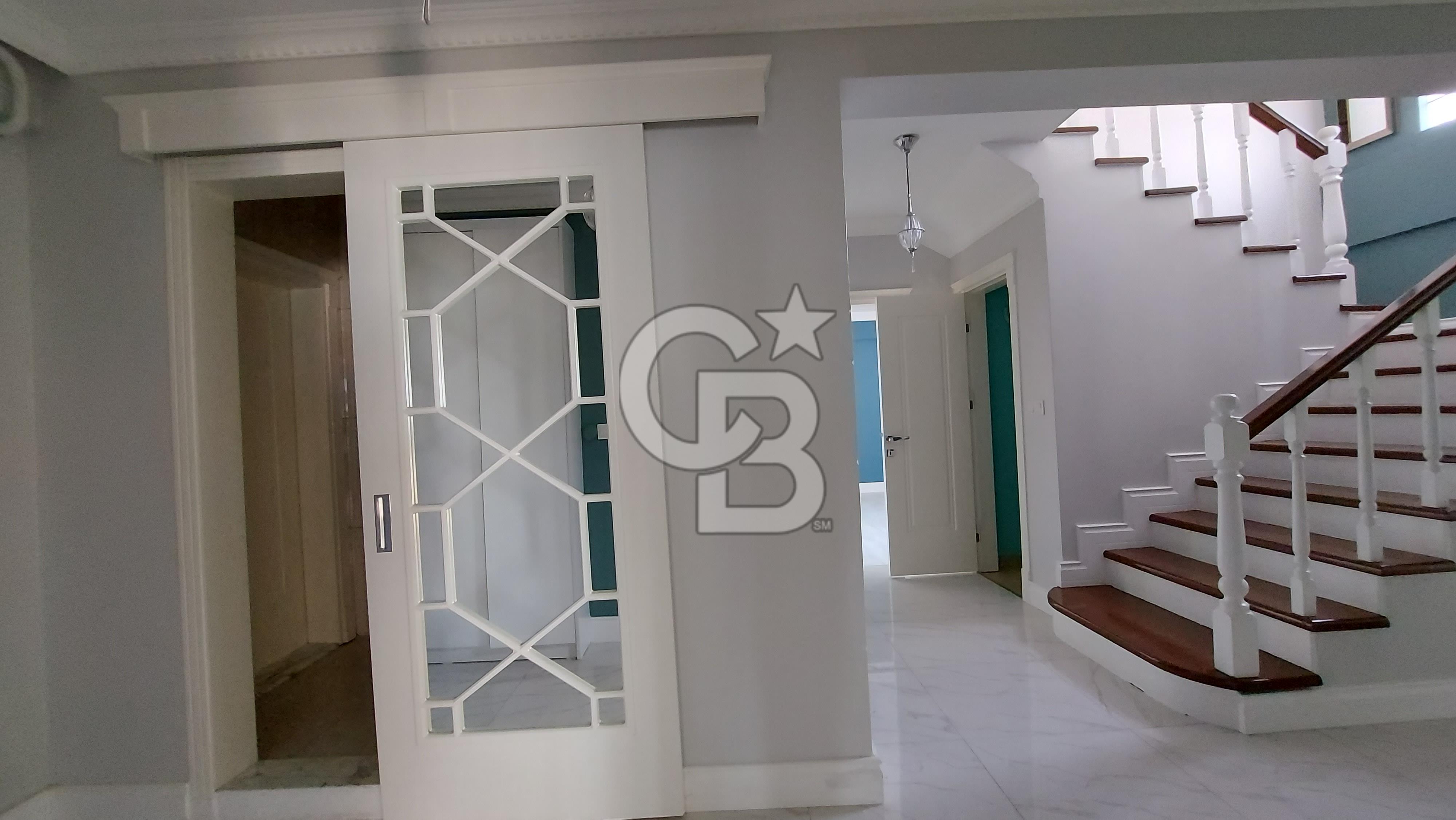 DERİNCE MERSİNCİK FULL YAPILI VE GENİŞ SATILIK 4+1 DUBLEKS DAİRE