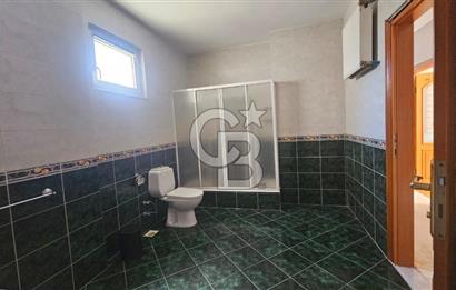 KADIKÖY CADDEBOSTAN DA 190 m² 4+1 GENİŞ SALONLU KİRALIK DAİRE