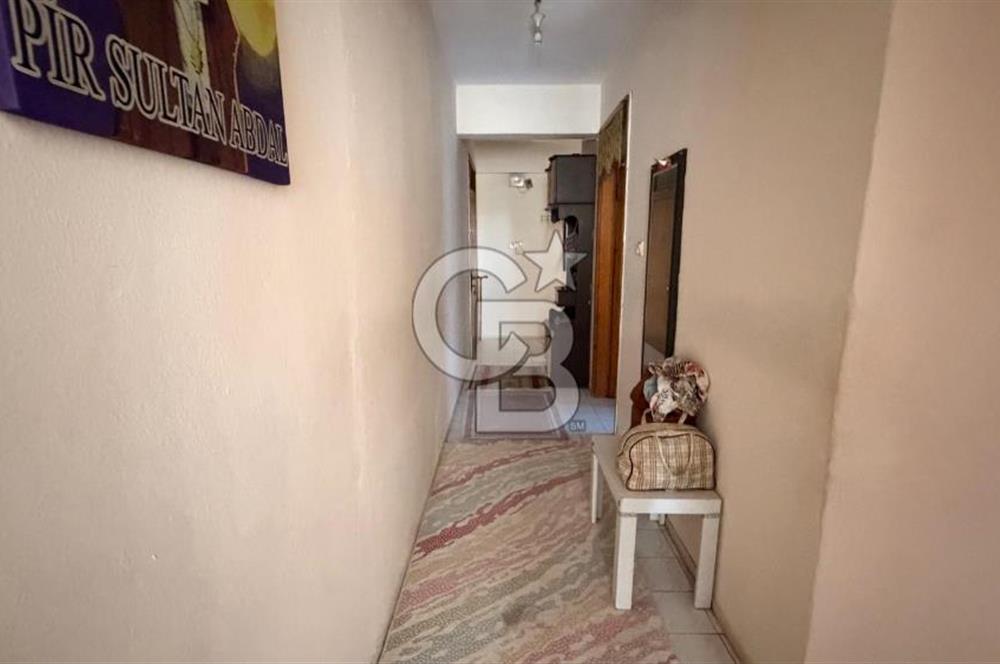 MERKEZİN TAM KALBİNDE ÇARŞIYA YÜRÜME MESAFESİNDE SATILIK DAİRE