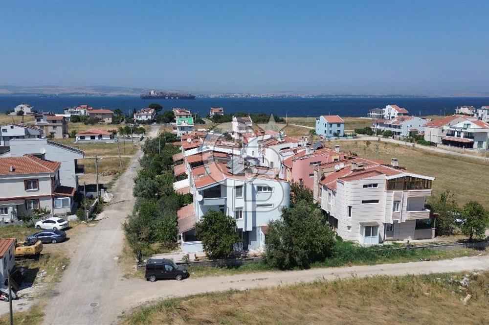 ÇANAKKALE ÇARDAK'TA,KÖPRÜ VE DENİZ MANZARALI TRİPLEKS SATILIK EV